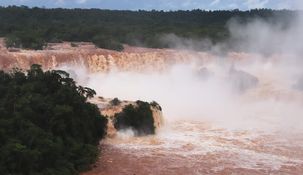 El acceso a la Garganta del Diablo permanece cerrado por la importante crecida del río.&nbsp;