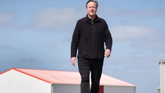 David Cameron en las Islas Malvinas. David Cameron en las Islas Malvinas.