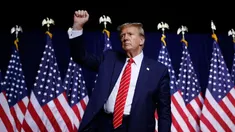 Trump jurará el cargo junto a su vicepresidente, JD Vance. Trump jurará el cargo junto a su vicepresidente, JD Vance.