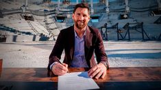 Messi compró un club y saludó a sus jugadores. Messi compró un club y saludó a sus jugadores.
