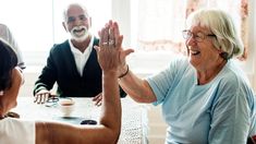 Vermut: la nueva red social exclusiva para adultos mayores Vermut: la nueva red social exclusiva para adultos mayores