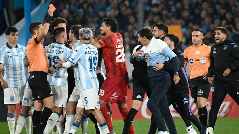Racing perdió por 1 a 0 ante Barracas Central con gol de Insúa