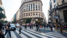 Como se vería el Microcentro de Buenos Aires según la IA dentro de 100 años. Como se vería el Microcentro de Buenos Aires según la IA dentro de 100 años.