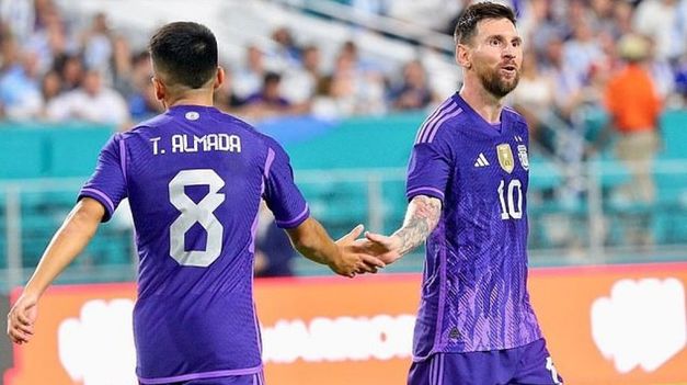 Thiago Almada estuvo en la última gira de la Selección.