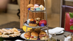 Situado en Recoleta, este exclusivo hotel ofrece uno de los mejores desayunos continentales de la Ciudad de Buenos Aires. Situado en Recoleta, este exclusivo hotel ofrece uno de los mejores desayunos continentales de la Ciudad de Buenos Aires.