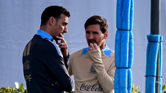 Scaloni propuso armar un partido amistoso como el partido despedida de Messi. Scaloni propuso armar un partido amistoso como el partido despedida de Messi.