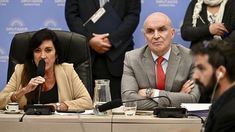 La cordobesa Laura Rodríguez Machado y el diputado José Luis Espert, autoridades del plenario. La cordobesa Laura Rodríguez Machado y el diputado José Luis Espert, autoridades del plenario.