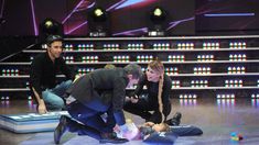 El show de Marcelo Tinelli y las gemelas de Cinthia Fernández: cambio de pañal en vivo El show de Marcelo Tinelli y las gemelas de Cinthia Fernández: cambio de pañal en vivo