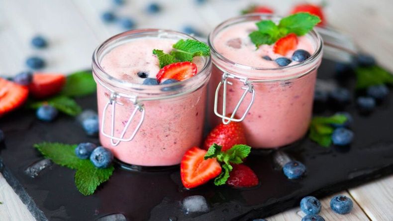 El jengibre es conocido por sus potentes propiedades antiinflamatorias, que pueden ayudar a reducir la inflamación en las venas y mejorar la circulación sanguínea.