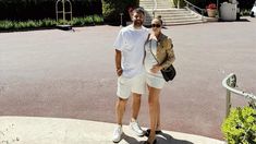 En dos meses, Sofía Calzetti y Kun Agüero se convertirán en padres de Olivia En dos meses, Sofía Calzetti y Kun Agüero se convertirán en padres de Olivia