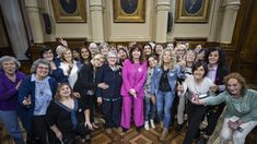 El encuentro que se llevó a cabo de forma cerrada en el Salón Arturo Illia del Palacio Legislativo.