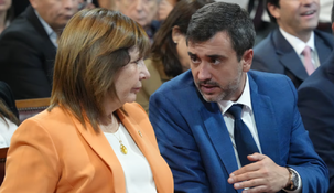 Patricia Bullrich junto a Agustín Coto.