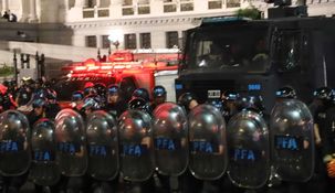 Los jubilados volvieron a marchar tras la represión.
