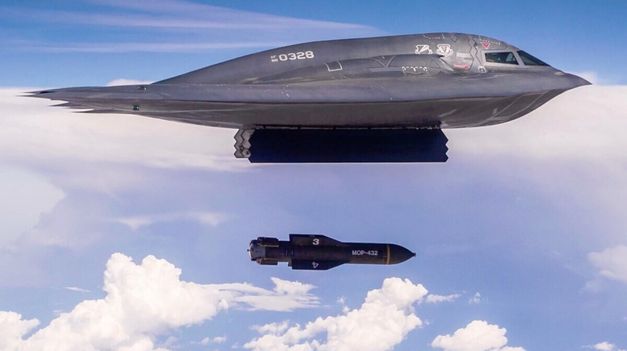 La bomba GBU-57 también es conocida como MOP (Massive Ordnance Penetrator).
