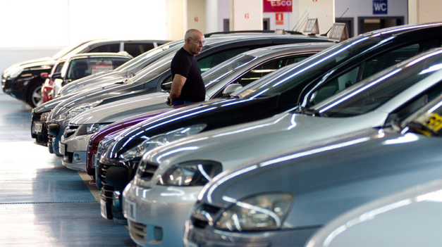 El Gobierno anunció la quita de impuestos para autos y motos, con el objetivo de disminuir el precio de venta.