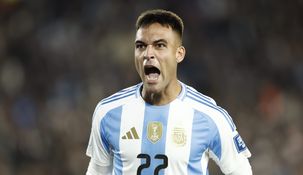 Lautaro Martínez, titular en la Selección.