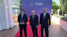 Lula da Silva y un seco recibimiento a Javier Milei en la Cumbre del Mercosur en Foz de Iguazú. Lula da Silva y un seco recibimiento a Javier Milei en la Cumbre del Mercosur en Foz de Iguazú.