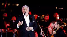 En Chile cancelaron un show de Plácido Domingo por el caso de la secta de Villa Crespo. En Chile cancelaron un show de Plácido Domingo por el caso de la secta de Villa Crespo.