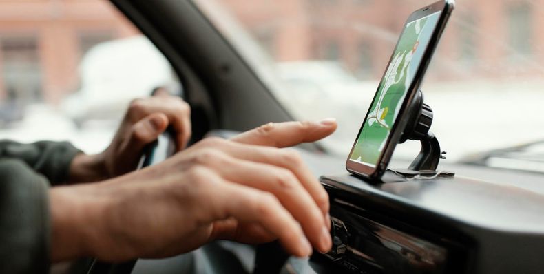 El estudio detectó datos enviados a empresas de publicidad y análisis.