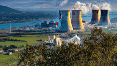 Macron se pronunció a favor de los reactores nucleares del tipo SMR. Macron se pronunció a favor de los reactores nucleares del tipo SMR.