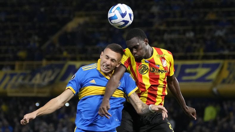 Partido parejo entre Boca y Deportivo Pereira.