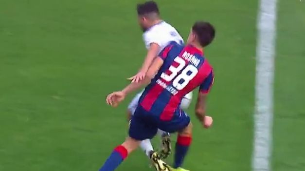 La falta de Rosané sobre Varela.