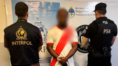 Tenía pedido de captura internacional de Interpol. Tenía pedido de captura internacional de Interpol.