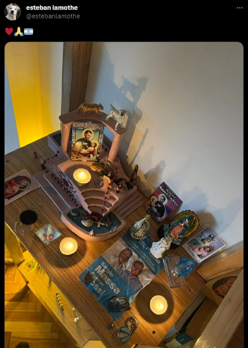 El inesperado altar de Esteban Lamothe.