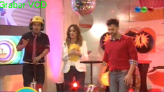 Dos chicas se quieren mucho; nueva cirugía polémica; y la más codiciada Dos chicas se quieren mucho; nueva cirugía polémica; y la más codiciada