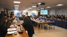 Convocarán a juicio político para exponer los cargos contra los integrantes de la Corte Suprema.