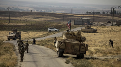 Irak lanzó 5 cohetes contra una base estadounidense en Siria Irak lanzó 5 cohetes contra una base estadounidense en Siria