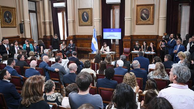 La Libertad Avanza logró dictamen de mayoría en el Senado para la suspensión de las PASO.visibility&nbsp;edit&nbsp;delete&nbsp;ARCHIVOS ADJUNTOS (1)