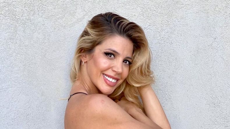 Virginia Gallardo lució una microbikini rosa.&nbsp;