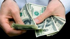 El dólar blue operó a $201,50 el miércoles. El dólar blue operó a $201,50 el miércoles.