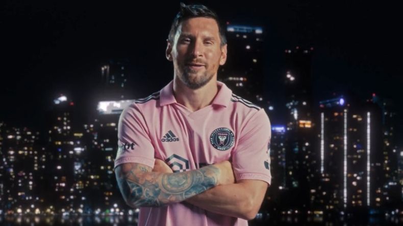 Ya se vende en Rosario la camiseta del Inter con Messi