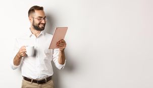 Titulares de diferentes beneficios pueden recibir una tablet gratis con un requisito. Titulares de diferentes beneficios pueden recibir una tablet gratis con un requisito.
