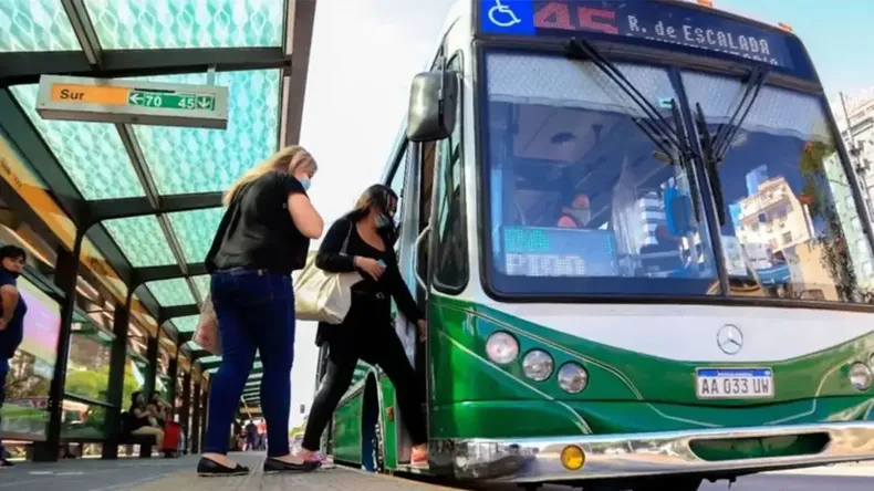 Finalmente habrá colectivos en el AMBA.