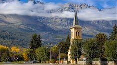 El Bolsón ofrece infinitas posibilidades de actividades al aire libre. El Bolsón ofrece infinitas posibilidades de actividades al aire libre.