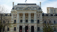 Elecciones 2023: 18 fórmulas compiten en las PASO para llegar a la Casa de Gobierno bonaerense en La Plata.