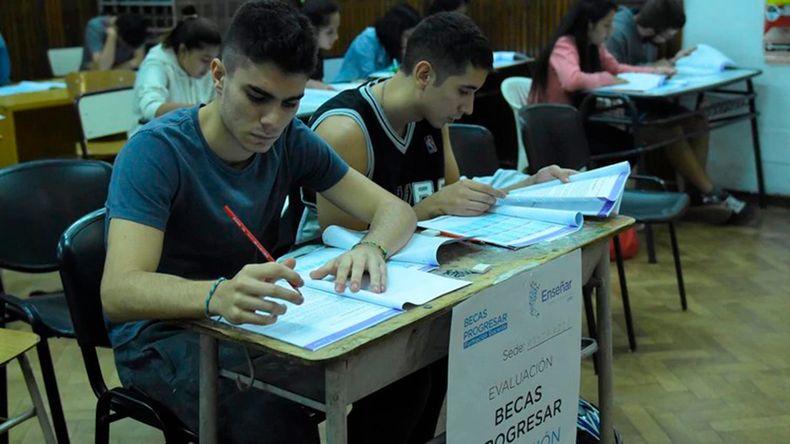 Las Becas Progresar tienen diferentes montos según el grado de estudio en el que estés.
