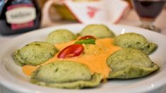 Sus platos de pastas son muy recomendados. Sus platos de pastas son muy recomendados.