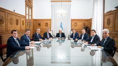 Guillermo Francos junto a gobernadores.