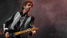 Gustavo Cerati vivió en Coglhan entre 2001 y el 2003, Gustavo Cerati vivió en Coglhan entre 2001 y el 2003,