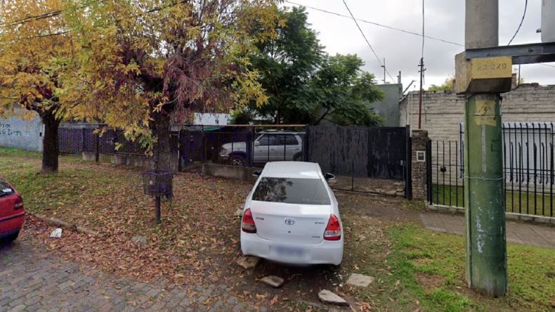 Desvalijaron la casa de un hombre de 75 años y mataron a su perro a puñaladas