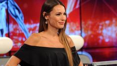 Pampita abandonó una grabación del Bailando 2016 y se fue a Miami: Me voy, pierdo el vuelo Pampita abandonó una grabación del Bailando 2016 y se fue a Miami: Me voy, pierdo el vuelo