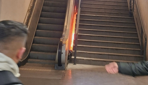 Las escaleras fueron el punto cero del incendio.