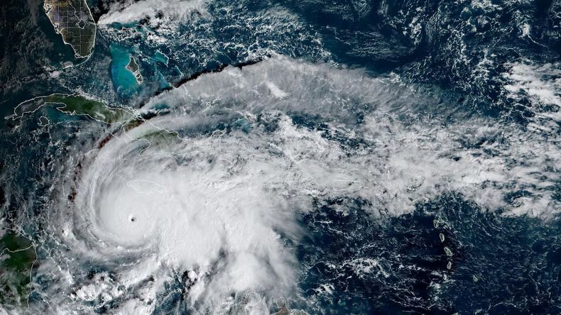 El Huracán Melissa está a punto de tocar tierra.