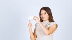 AUH y AUE tendrán aumento en marzo y además dos montos extras. AUH y AUE tendrán aumento en marzo y además dos montos extras.