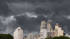 El organismo indicó que en el AMBA habrá vientos fuertes.