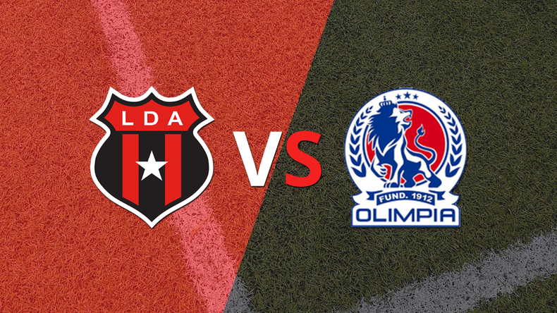 Alajuelense empató 2-2 en casa con Olimpia